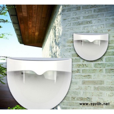 太陽能壁燈  戶外防水太陽能庭院燈 太陽能半圓光控圍墻燈